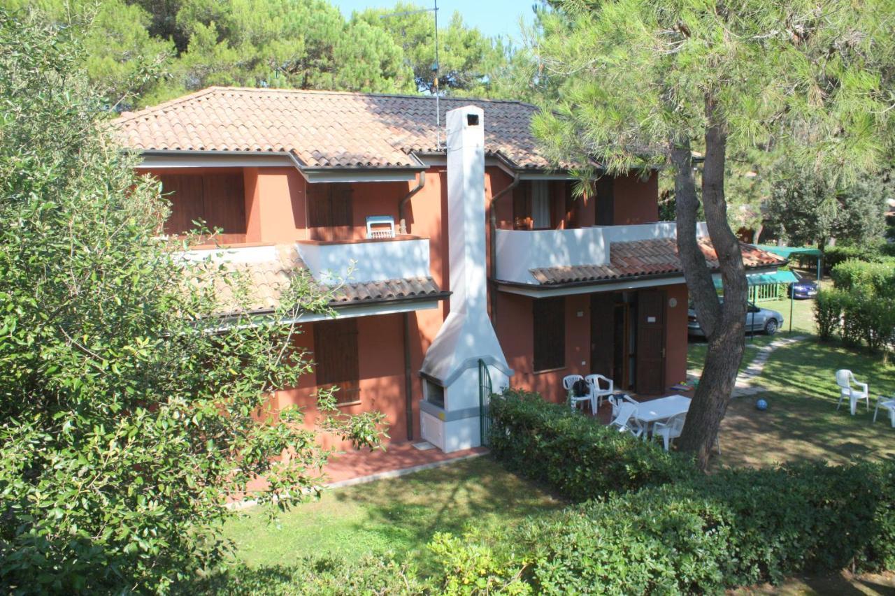 Villaggio Delle Meduse Bibione Exterior foto