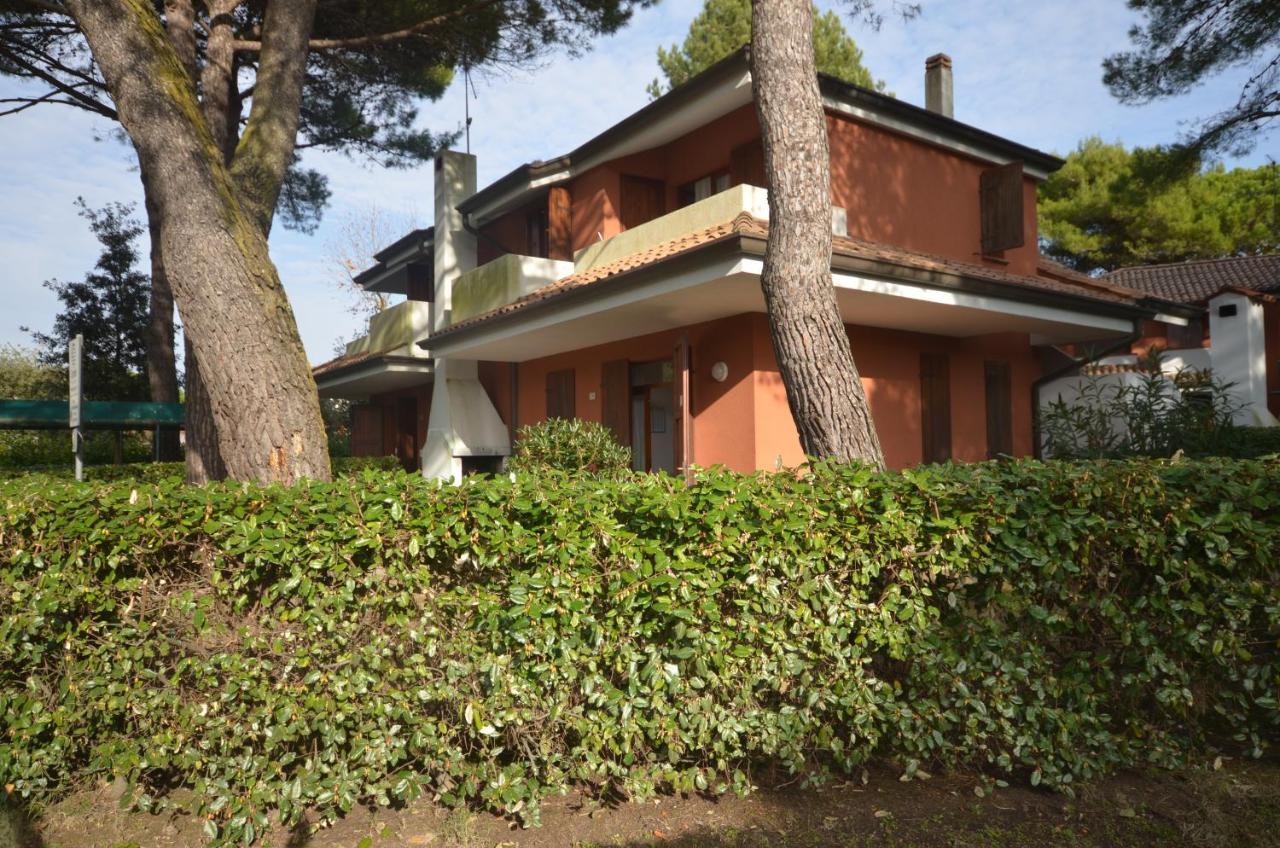 Villaggio Delle Meduse Bibione Exterior foto